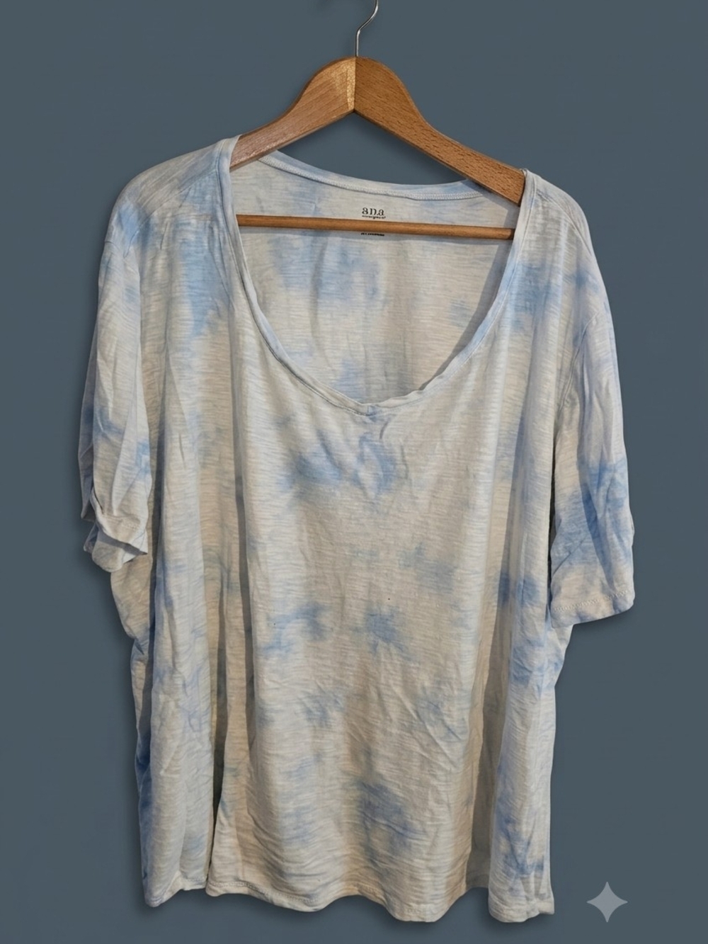 a.n.a Light Blue Tie-Dye Scoop Neck Short Sleeve Top